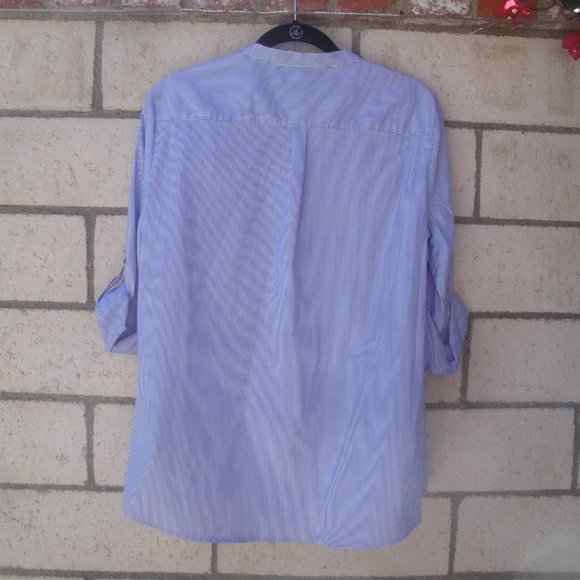 Sold Ivanka Trump Blouse Women Size Large Blue White Stripe Preppy East Coast - Picture 4 of 4